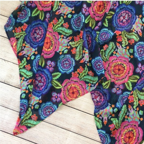 Just Taylor Floral Maxi Dress Colorful Sleeveless
Flowy Hanky Hemline-NW… - Picture 5 of 16
